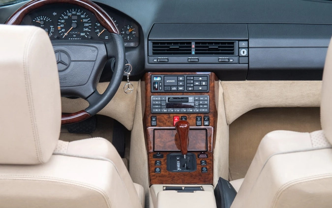 Mercedes-Benz SL cena 199000 przebieg: 67500, rok produkcji 1991 z Poznań małe 436